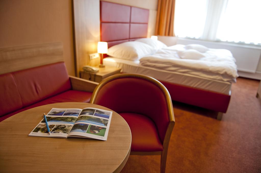 Hotel Club Kezmarok Ngoại thất bức ảnh