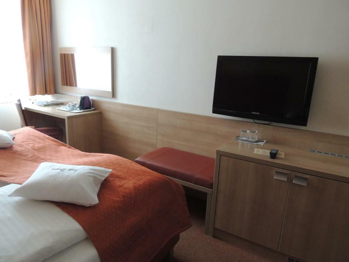 Hotel Club Kezmarok Ngoại thất bức ảnh